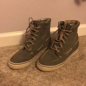 Sperry Hightops